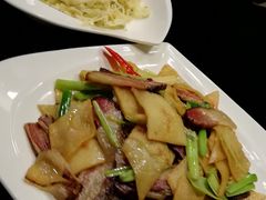 土豆炒腊肉-東舍食唐精品陕菜馆
