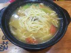 -金陵杨胖子·砂锅麻辣烫(金轮新天地店)