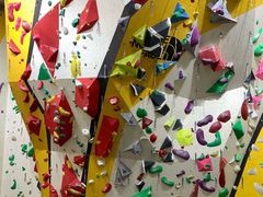 -问山MountQuest攀岩馆