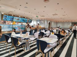 -奈尔宝家庭中心·亲子餐厅(北京东坝万达店)