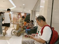 -杭州西湖银泰百货
