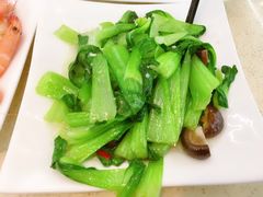 -渔中舟海鲜大排档(普陀沈家门店)