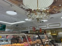 -85度C(生甜甜圈研究工坊·上海松江人民北路店)