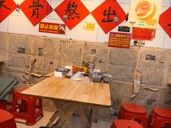 -柳州肥姨妈大骨螺蛳粉(东靖路店)