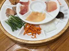 -芸南道·过桥米线(昆明老街旗舰店)