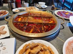 -长嘉·河图火锅(长嘉汇江景旗舰店)