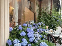 -Lamant Manor已闻花名關於藍