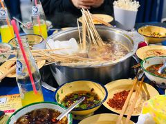 -马路边边·成都串串(翠柏路店)