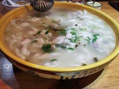 -严记小天府酸菜鱼(西四路店)