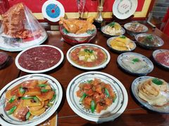 -蓝田九大碗民俗食府(蓝田店)