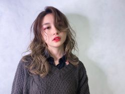 -CARR SALON