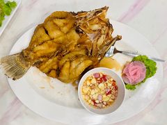 -光海鲜鱼翅餐厅(叻差拉披色路店)