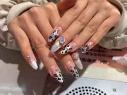 -丽心自助美甲美睫