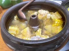 -云海肴·汽锅鸡·云南菜(天山百盛优客店)