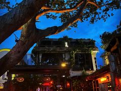 -城墙外BAR