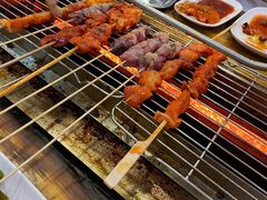 -哈尔滨小酒馆·鲜肉现穿自助烧烤(康新花园店)