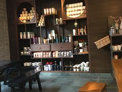 -星巴克(南宁民歌湖店)