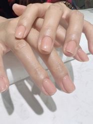 -伊人脱毛美甲美睫连锁机构