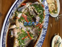 -芦茨金富饭庄·25年老字号·专做稻草鸡