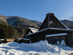 -白川乡与五箇山的合掌构造村落