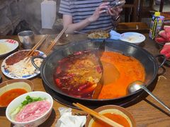 -萍姐火锅·公路夜市(武汉首店)