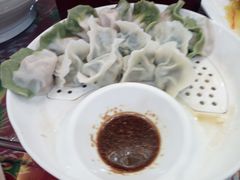 -闯关东东北农家菜(崂山石老人店)