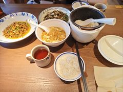 -屋里饭菜·湘菜馆(火车站店)