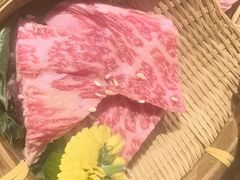 -山川小町·极番烧肉(新地假日广场店)