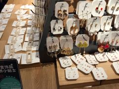 -名创优品(广东东莞东城万达2店)