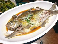 -大中华酒楼·主席武昌鱼·武汉美食地标(江汉路步行街店)