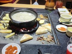-有一锅·野生菌黑山羊腊排骨火锅(古城北门店)