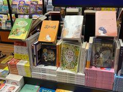 -西西弗书店&矢量咖啡(凯德晶萃广场店)