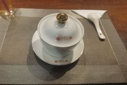 -禾颜社·精致美容