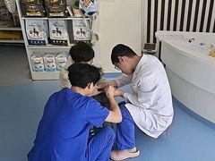 -全心全意动物诊疗中心医院(北苑店)