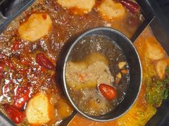 -老牌坊云南鱼豆花火锅(哈西万达店)