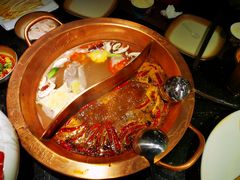 -山城鼎重庆老火锅(西安钟楼店)
