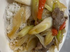 葱爆羊肉盖浇饭-清真·西北人家风味馆(中山中路店)