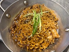 炸酱拉面-富乐满韩国正宗炸鸡韩国料理(虹泉路店)