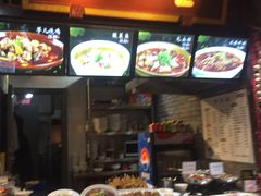 -好吃街美食城(八一广场店)