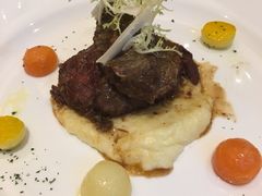 勃艮第红酒炖牛肉-卡本妮法餐厅·北京和平宾馆