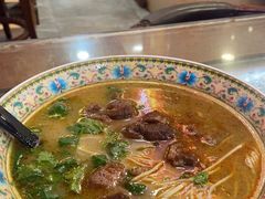-金杨拉面王小吃面馆·牛三宝面·红烧牛肉粉