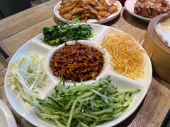 新京酱肉丝-四姐妹东北饺子(沙尾路店)