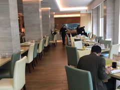 -上海虹桥君丽假日酒店(娄山关路地铁站店)