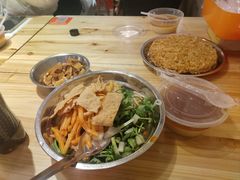 -柳州肥姨妈大骨螺蛳粉(东靖路店)