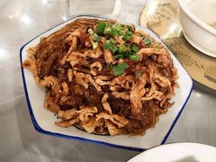 -峡谷农家乐饭店