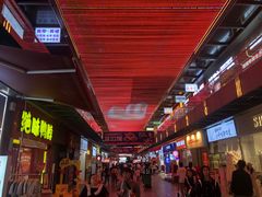 -万达广场(南昌红谷滩店)