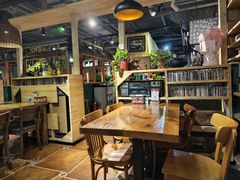 -蜗牛的家旅行主题云南菜餐厅.小酒馆(护国寺店)