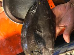 -明记烧鱼美味店