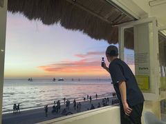 -The Sunny Side Cafe Station 1