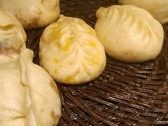 排骨馅包子-张包铺(关东古巷店)